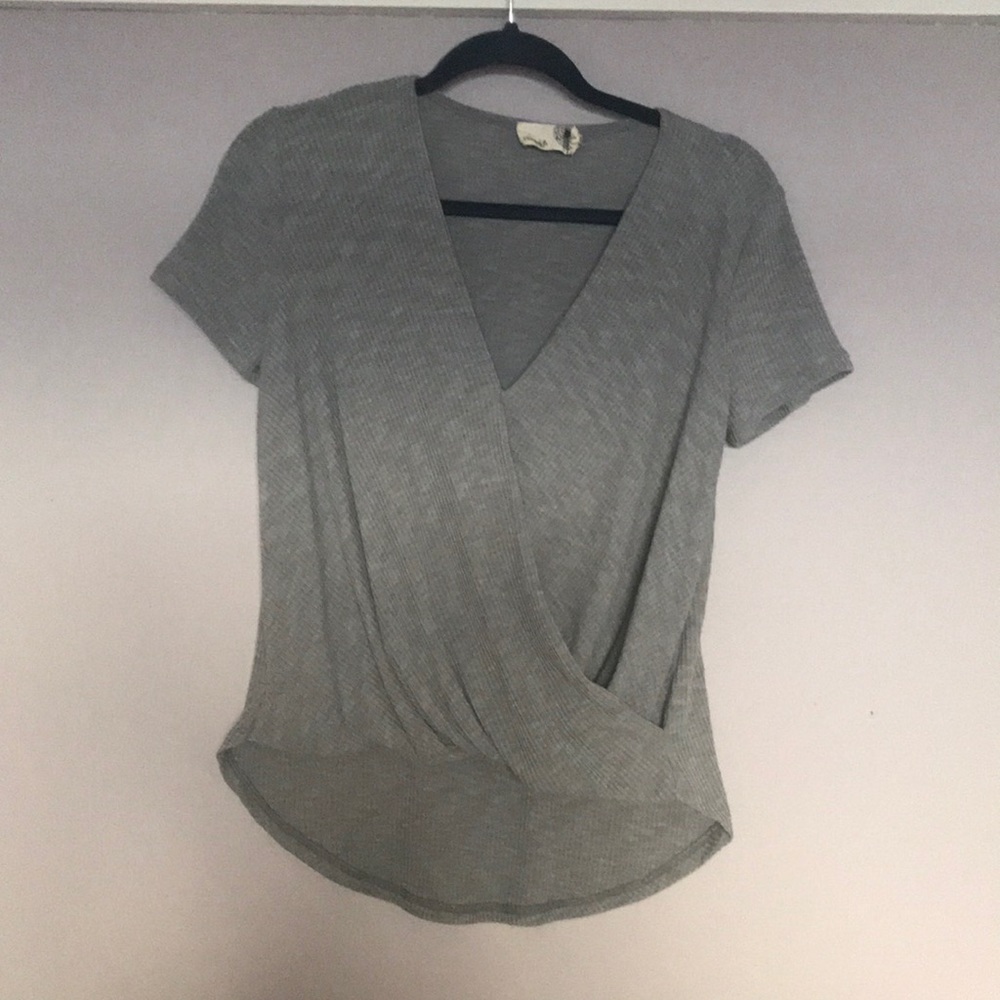 Grey knit top